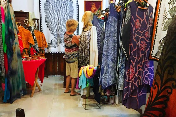 Shopping Tour in Galle 2
