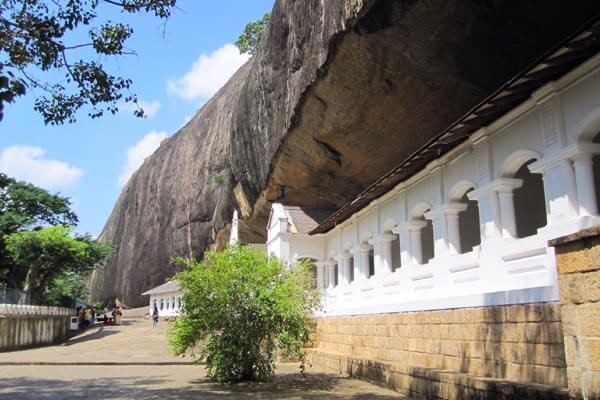 Dambulla Cave Temple