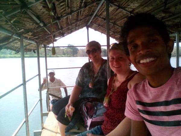 tangalle taxi & tours